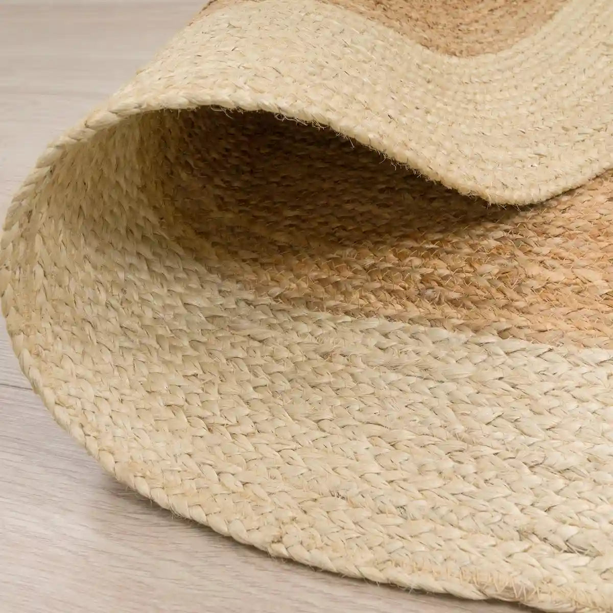 Dos Tapis Rond Jute Gozo
