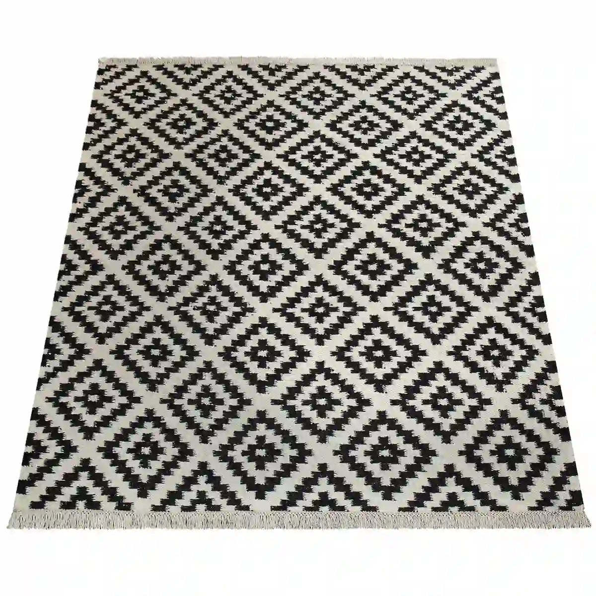 Tapis Scandinave Faza Noir sur fond blanc
