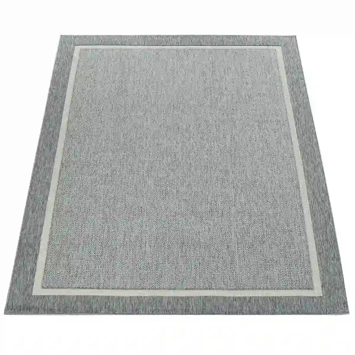 Tapis Uni Notuva sur fond blanc