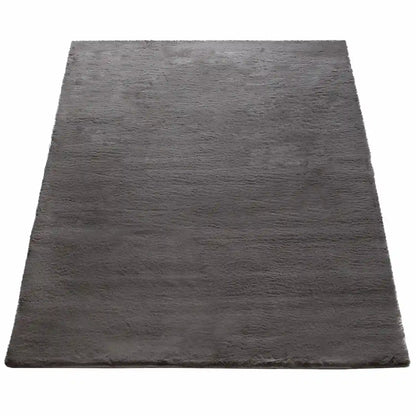Tapis Doux Muelito Gris foncé sur fond blanc