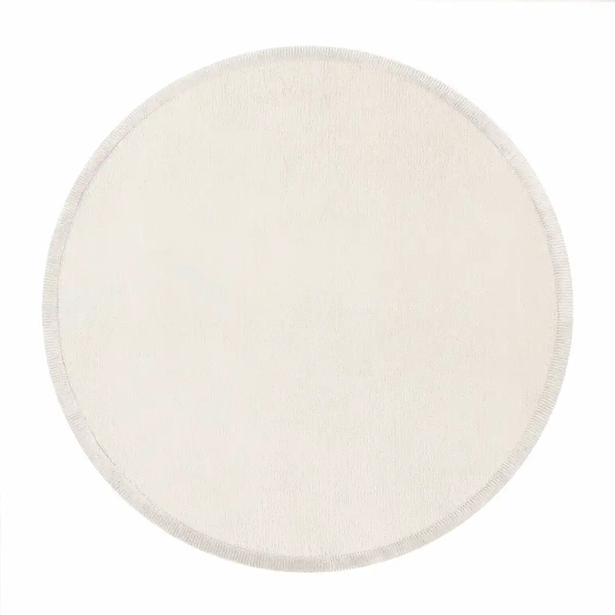 Tapis Rond Doux Navya sur fond blanc