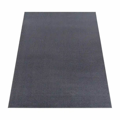 Tapis Uni Borea Anthracite sur fond blanc